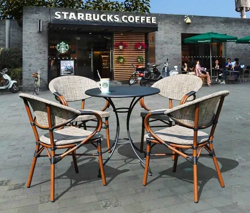 bàn ghế cafe starbuck