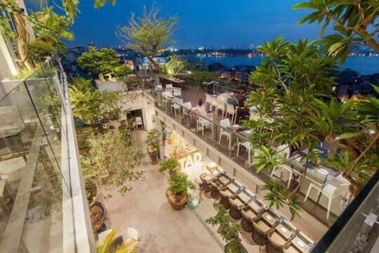 5 Luu Y Khi Mua Ban Ghe Cafe Ngoai Troi Ma Ban Nen Biet