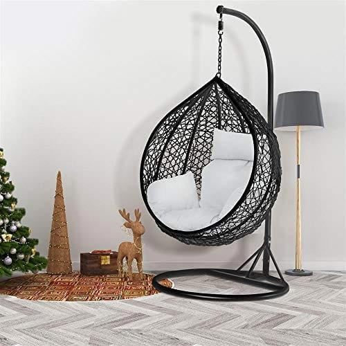 Xích đu giọt nước là điểm nhấn cho không gian