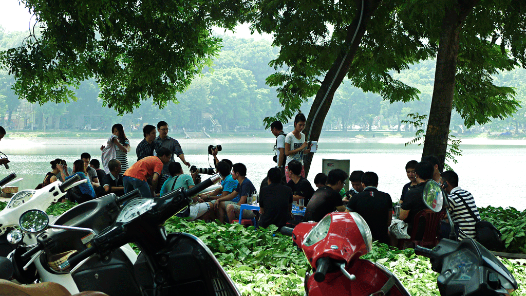 Dau Chi La Mot Bo Ban Ghe Ban Ghe Cafe Xep Gap