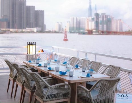 Ban Ghe Dep Nha Vuon An Nam Duoc Phu Song Moi Mien