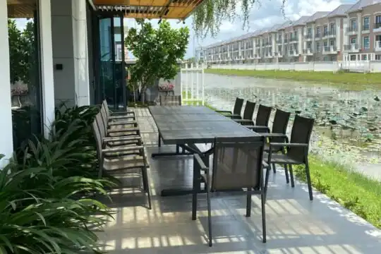 Bàn tiệc kéo dài là lựa chọn của nhiều gia chủ