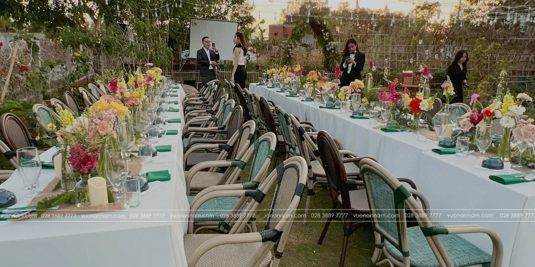 Mẫu ghế cafe bistro tân cổ điển cho nhà hàng, quán cafe