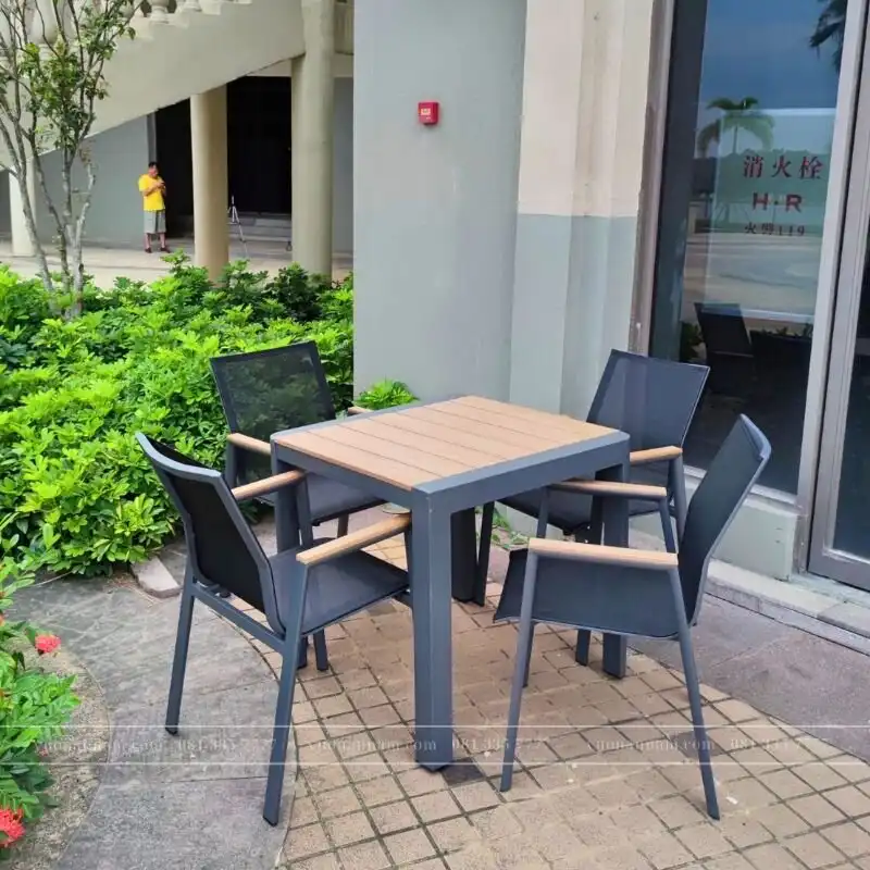 Bộ bàn ghế sân vườn BTL-BT