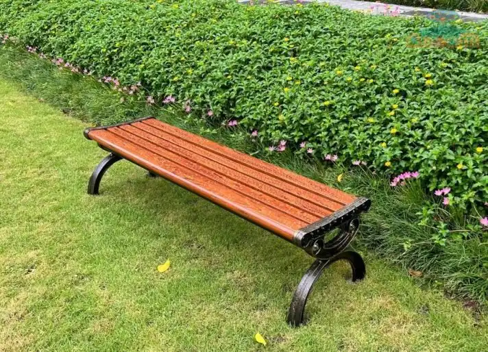 Những lưu ý khi mua ghế băng ngoài trời