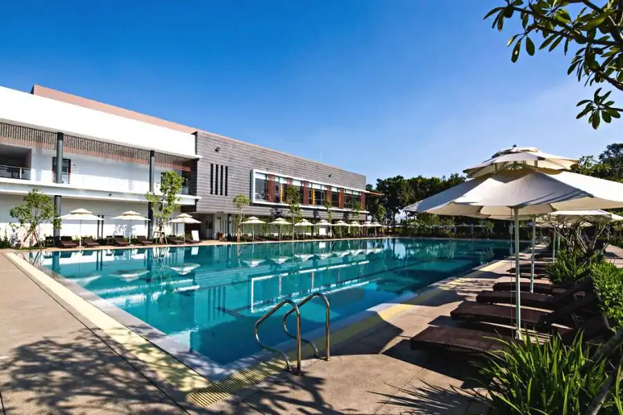 Bể bơi Aeon Mall Tân Phú