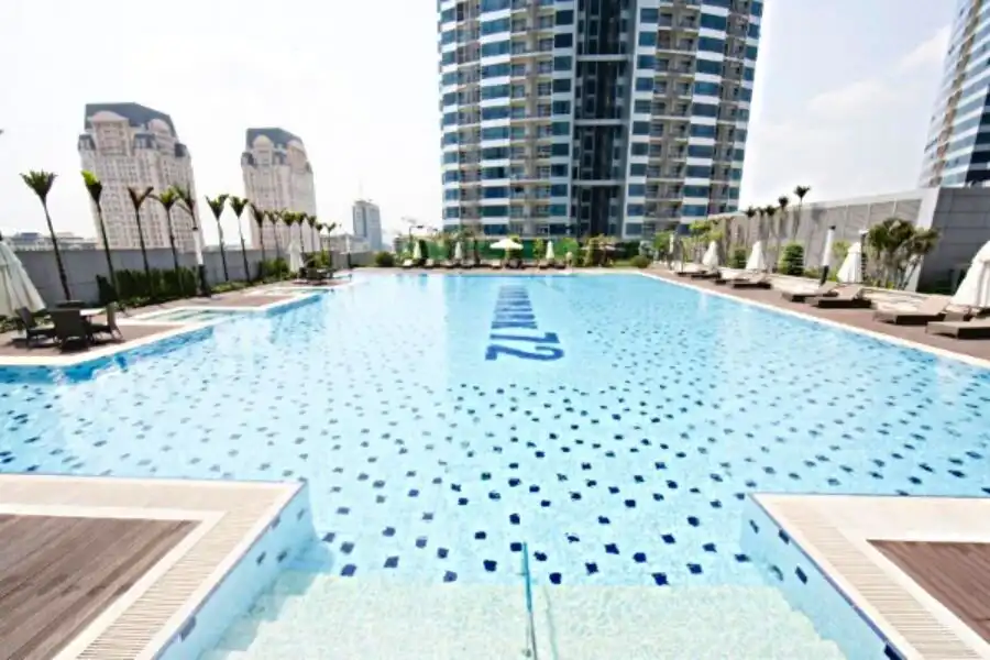 Bể bơi Landmark 81