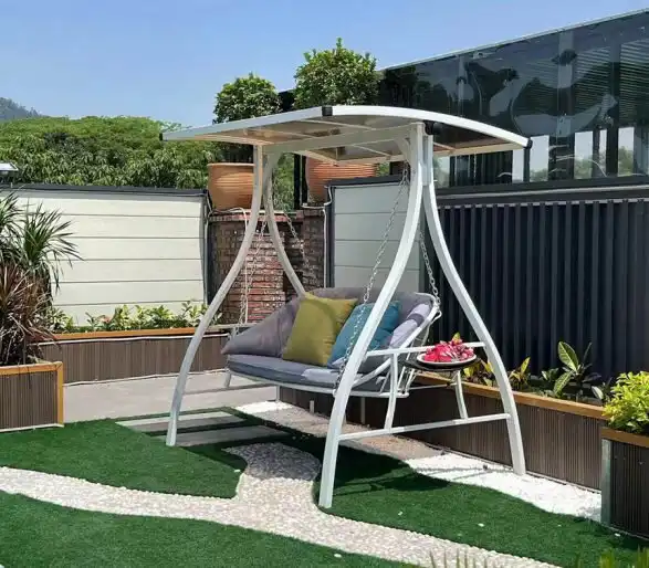 Xích đu nhôm đúc màu trắng