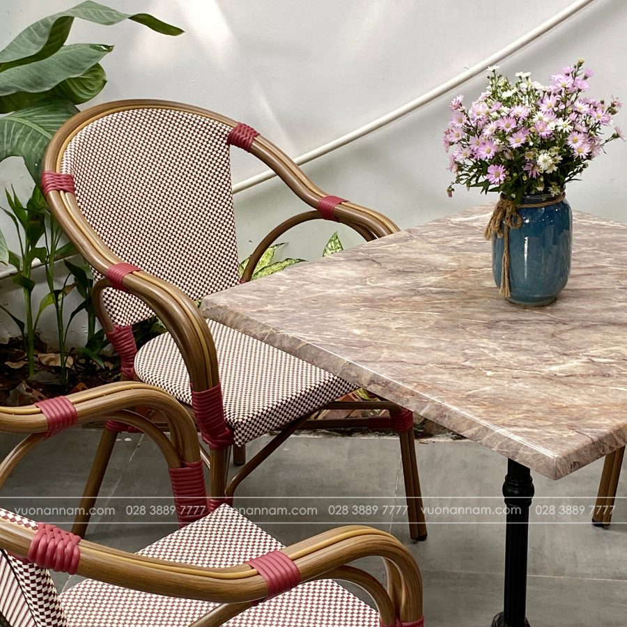 Bộ bàn ghế cafe mang thiết kế tinh tế 