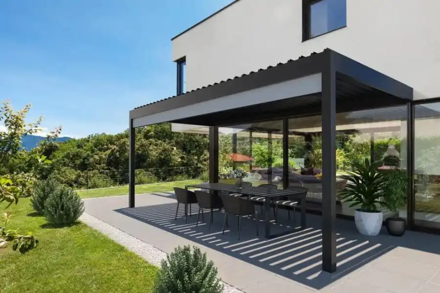 Pergola là một kết cấu kiến trúc thường được sử dụng để tạo ra một không gian ngoại thất mở