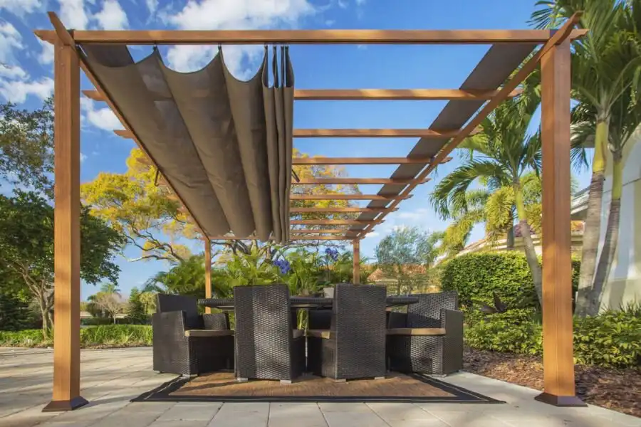 Pergola gỗ tự nhiên được nhiều gia chủ lựa chọn