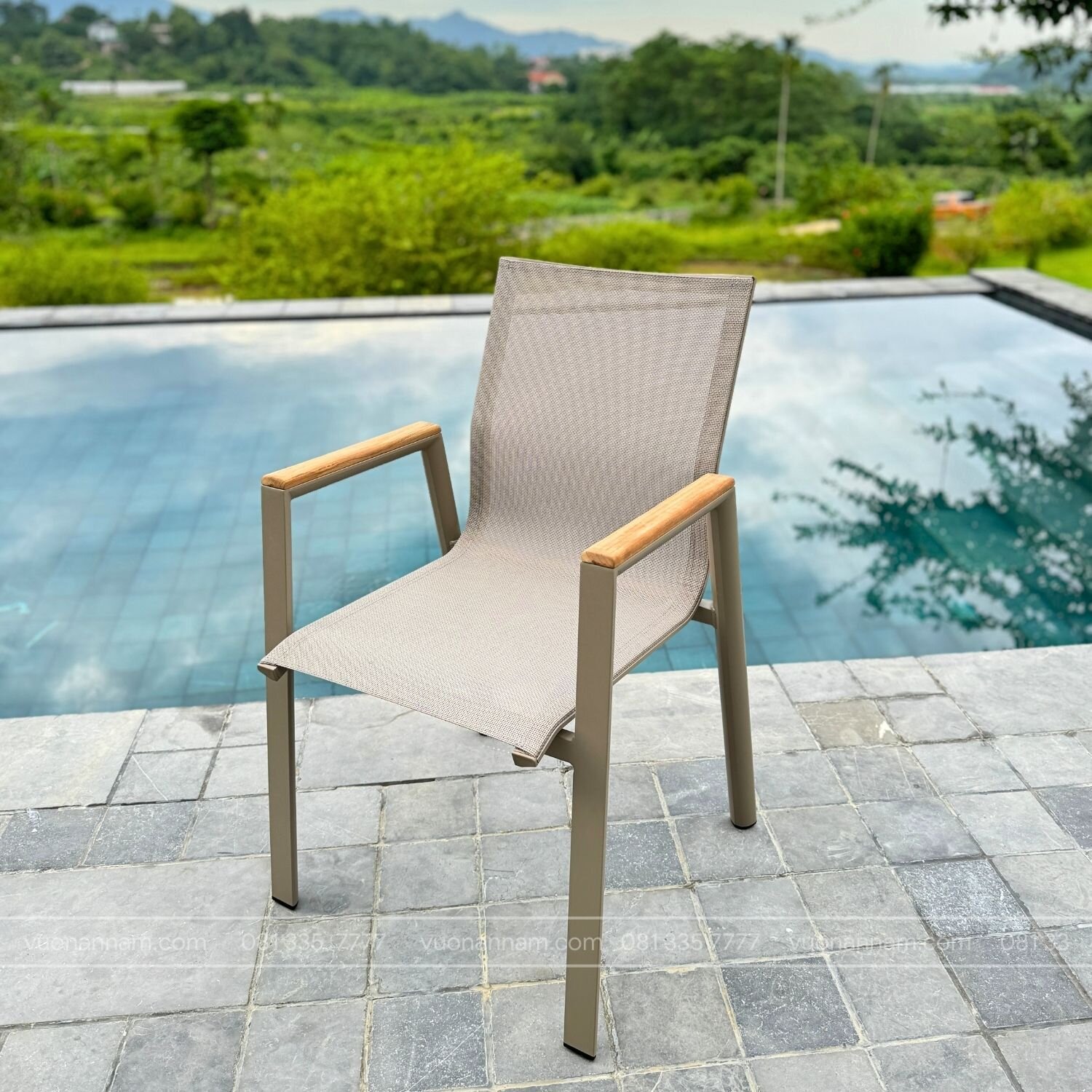 Bộ bàn ghế sân vườn BTL-GT - Ảnh 2