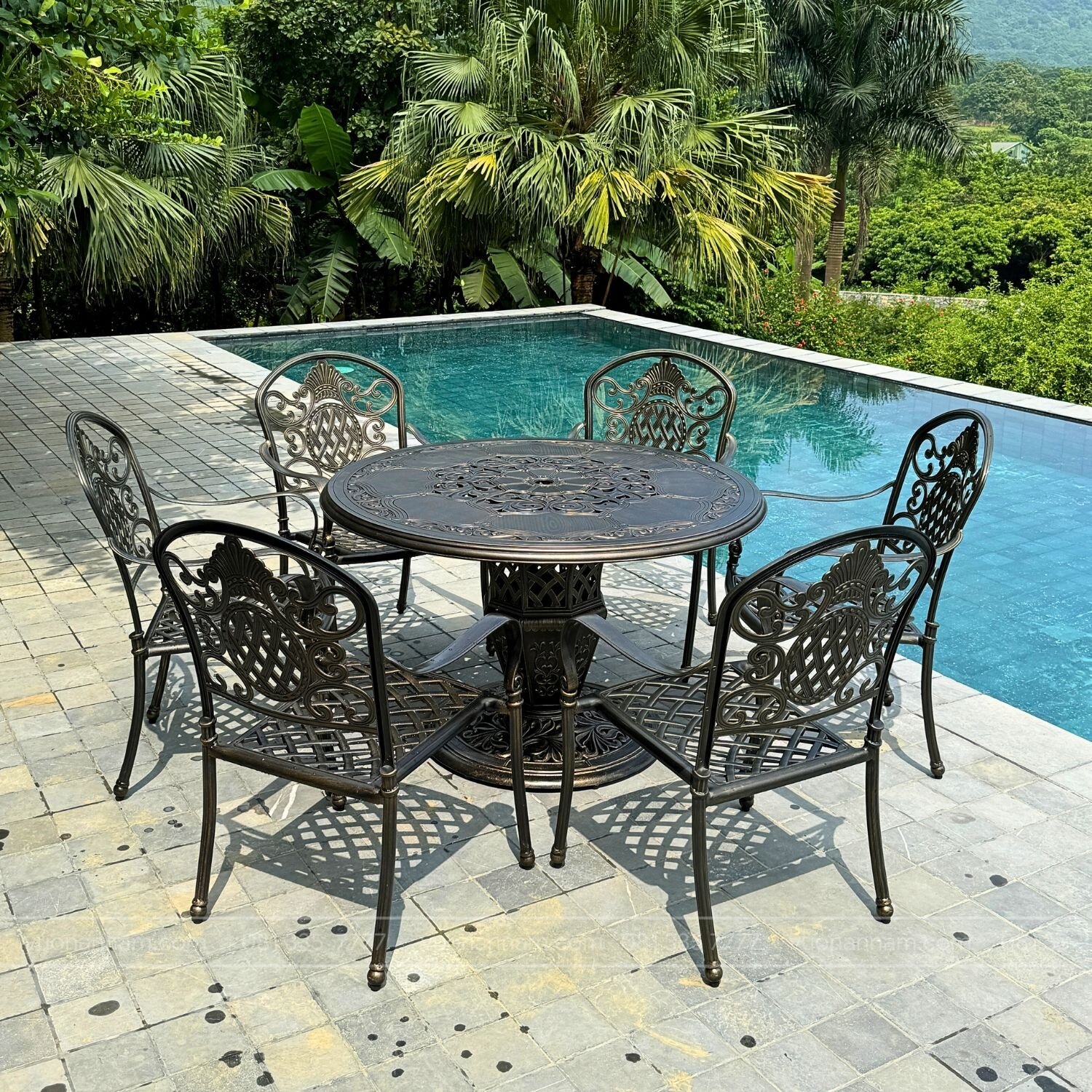 Bộ bàn ghế sân vườn màu nâu 6 ghế BG-06TN