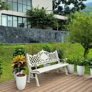 Alternative view of Ghế công viên nhôm đúc màu trắng GCV-06T