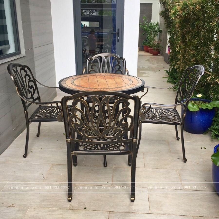 Bộ bàn ghế sân vườn BG03-D84M màu nâu bàn mặt đá D84cm - Ảnh 4