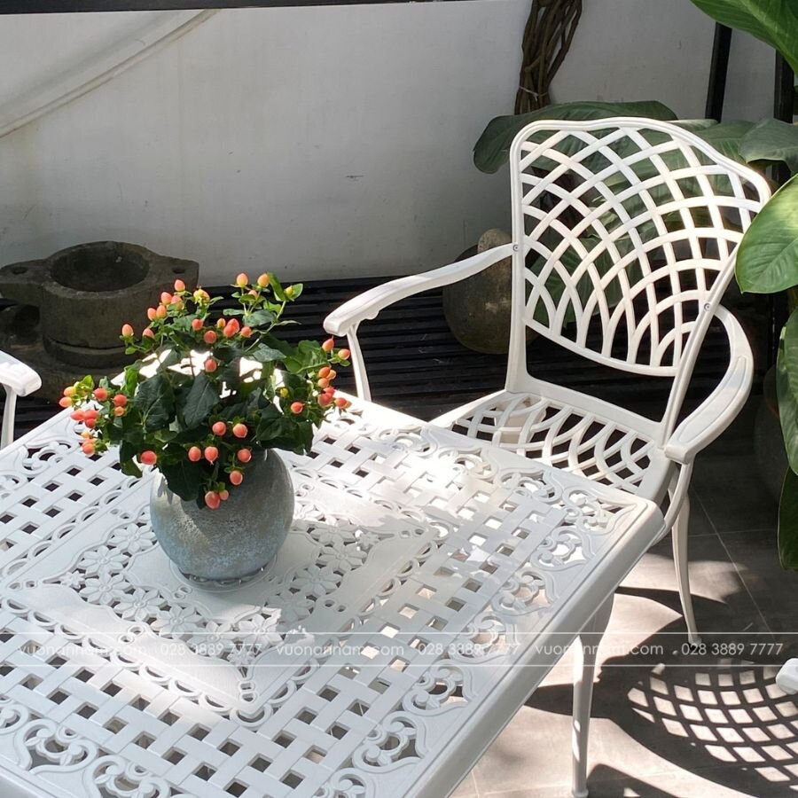 Bộ bàn ghế sân vườn BG15-V80T màu trắng bàn vuông 80cm - Ảnh 4