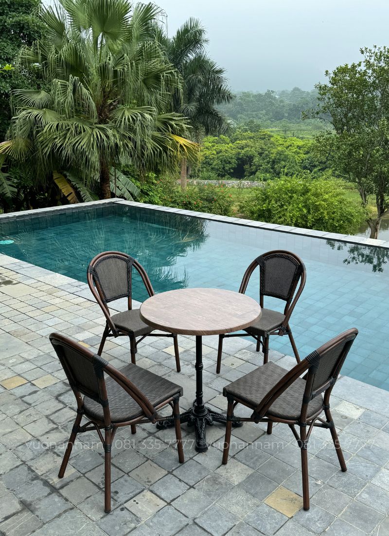 Bộ bàn ghế cafe ngoài trời BTL-GC09 được làm từ những vật liệu cao cấp