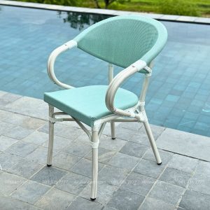 Thiết kế tinh tế nổi bậc với màu xanh ngọc nhẹ nhàng
