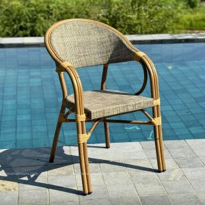 Cận cảnh mặt trước của ghế