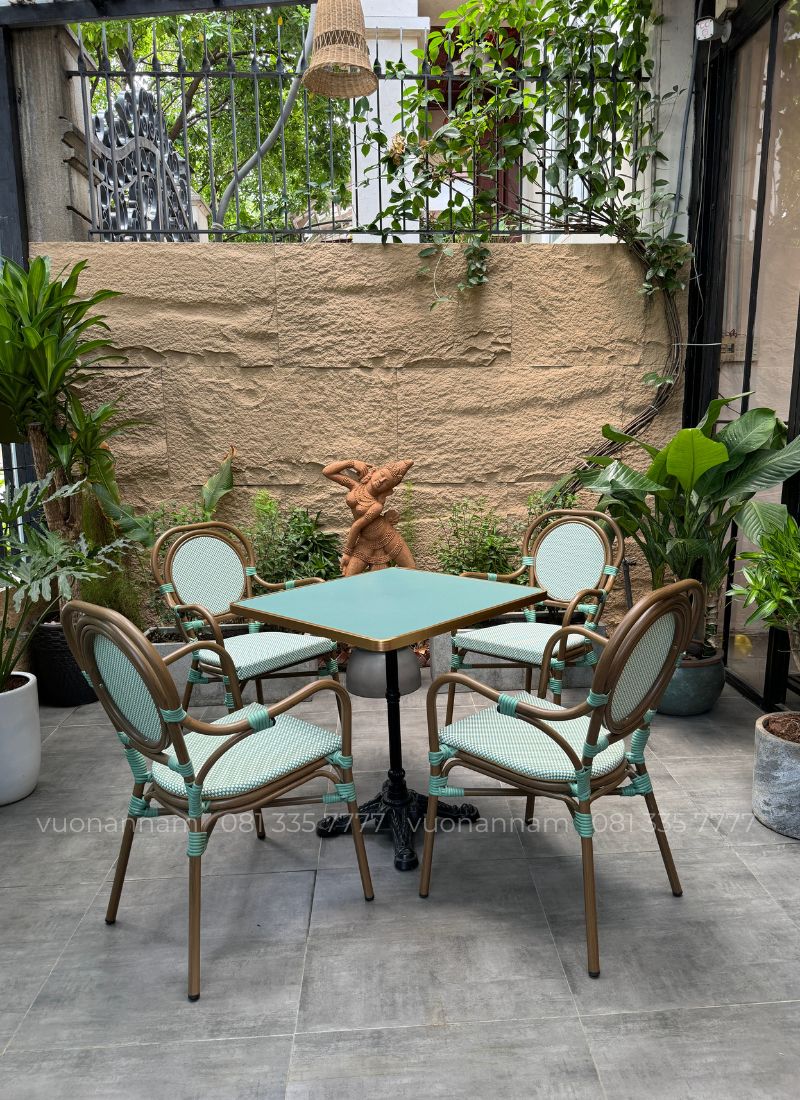 Bộ bàn ghế cafe ngoài trời BTL-GC17X phù hợp cho các quán cafe