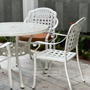 Bộ bàn ghế ngoài trời BG-04 bàn tròn D100cm