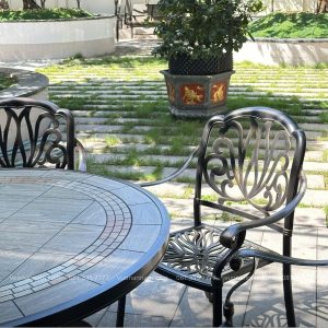 Mẫu ghế 03 với họa tiết hoa sen