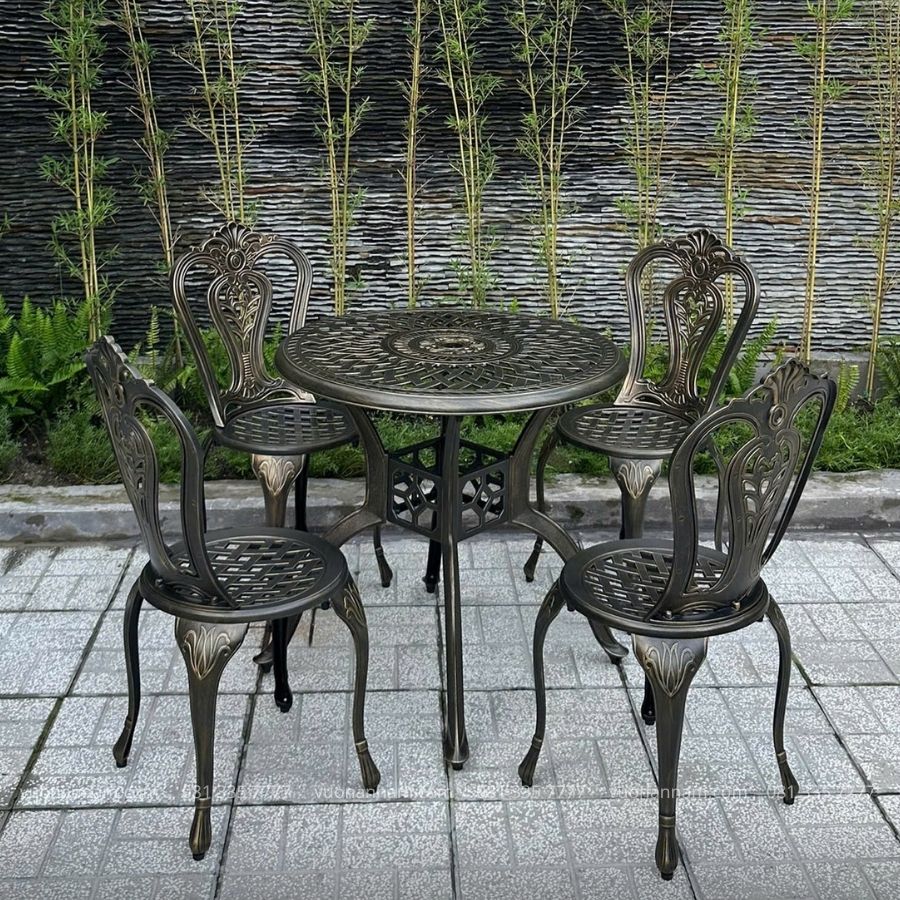 Bộ bàn ghế nhôm đúc BG02-D80N rất phù hợp cho những không gian nhiều cây xanh
