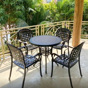 Bộ bàn ghế sân vườn BG-D80M bàn tròn 4 ghế