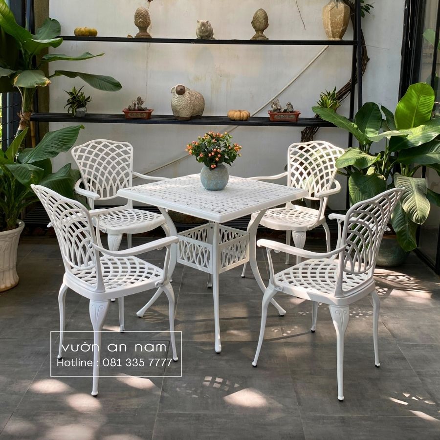 Bộ bàn ghế sân vườn BG-V80 bàn vuông 4 ghế