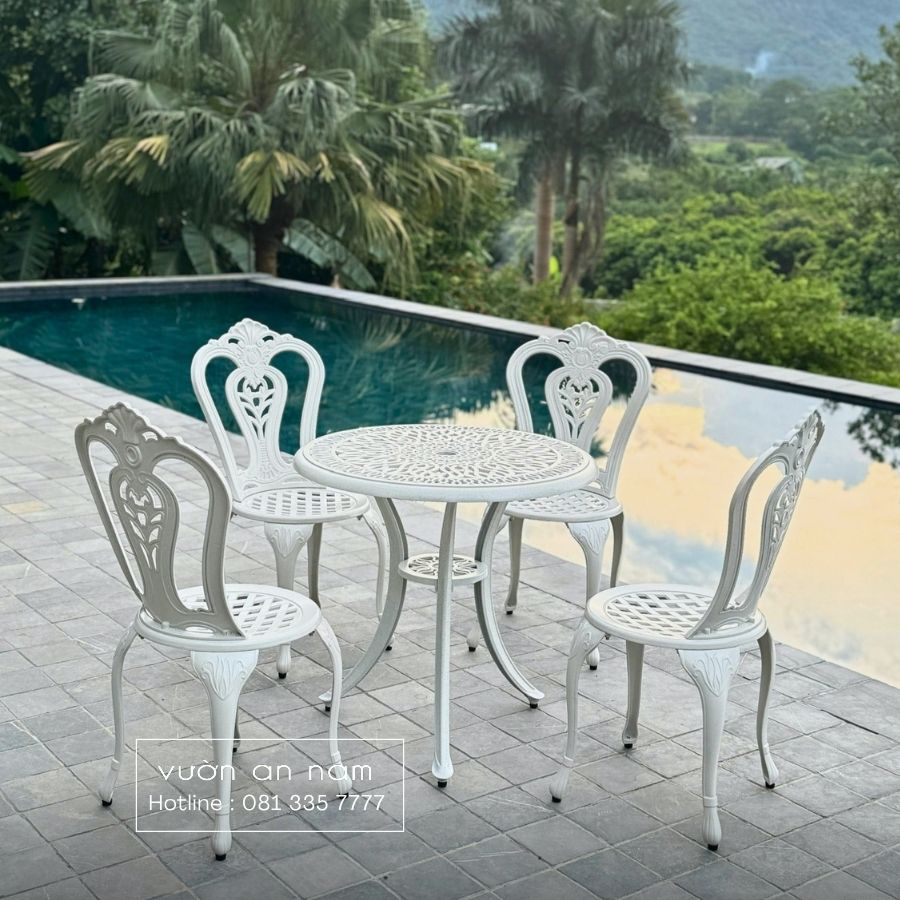 Bộ bàn ghế sân vườn BG02-D70 bàn tròn D70cm