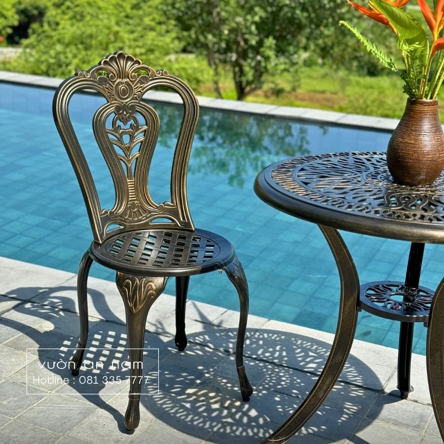 Bộ bàn ghế sân vườn BG02-D70 bàn tròn D70cm