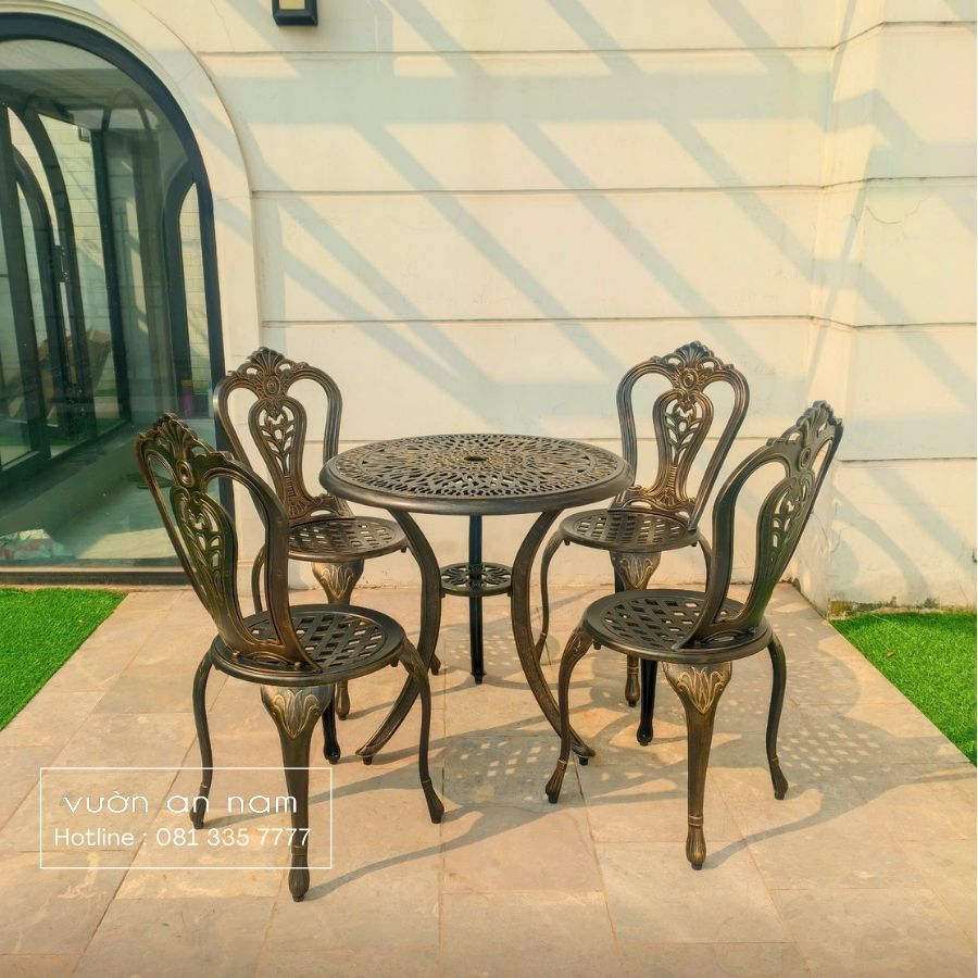 Bộ bàn ghế sân vườn BG02-D70 bàn tròn D70cm