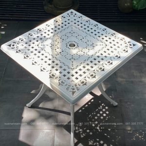 Bộ bàn ghế sân vườn BG04-V80 bàn vuông D80cm