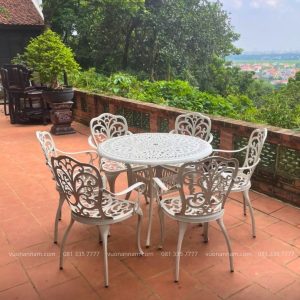Bộ bàn ghế sân vườn BG11-D100 bàn tròn D100cm