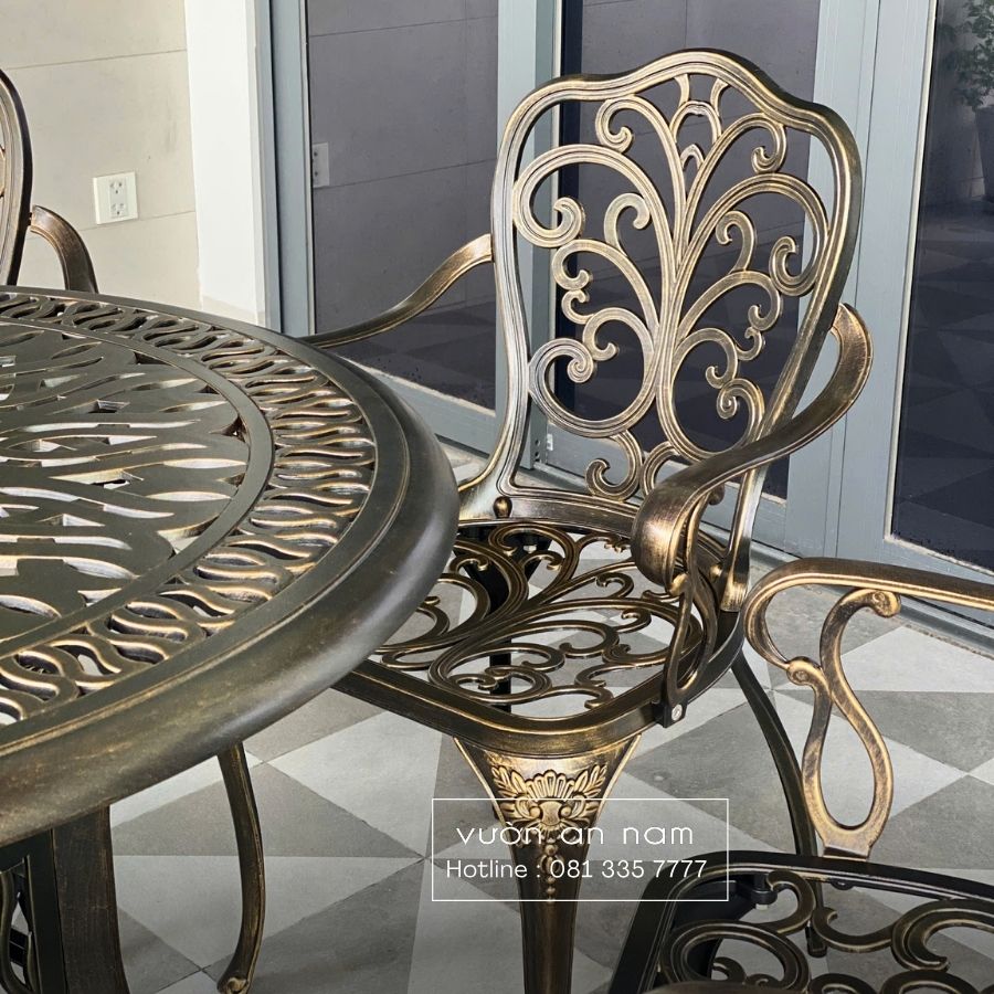 Bộ bàn ghế sân vườn BG11-D100 bàn tròn D100cm