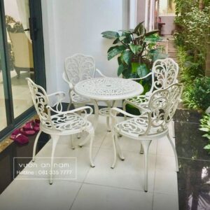 Bộ bàn ghế sân vườn BG11-D70 bàn tròn D70cm