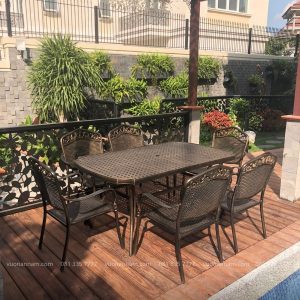 Bộ bàn ghế sân vườn màu nâu 6 ghế BG-05CNN