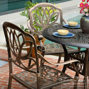 Bộ bàn ghế sân vườn nhôm đúc BG-03N1 màu nâu bàn D100cm
