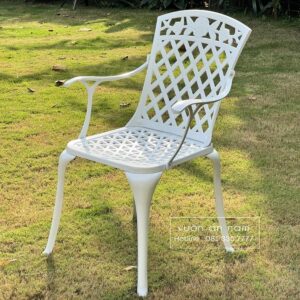 Bộ bàn ghế sân vườn BG21-D90 bàn tròn D90cm