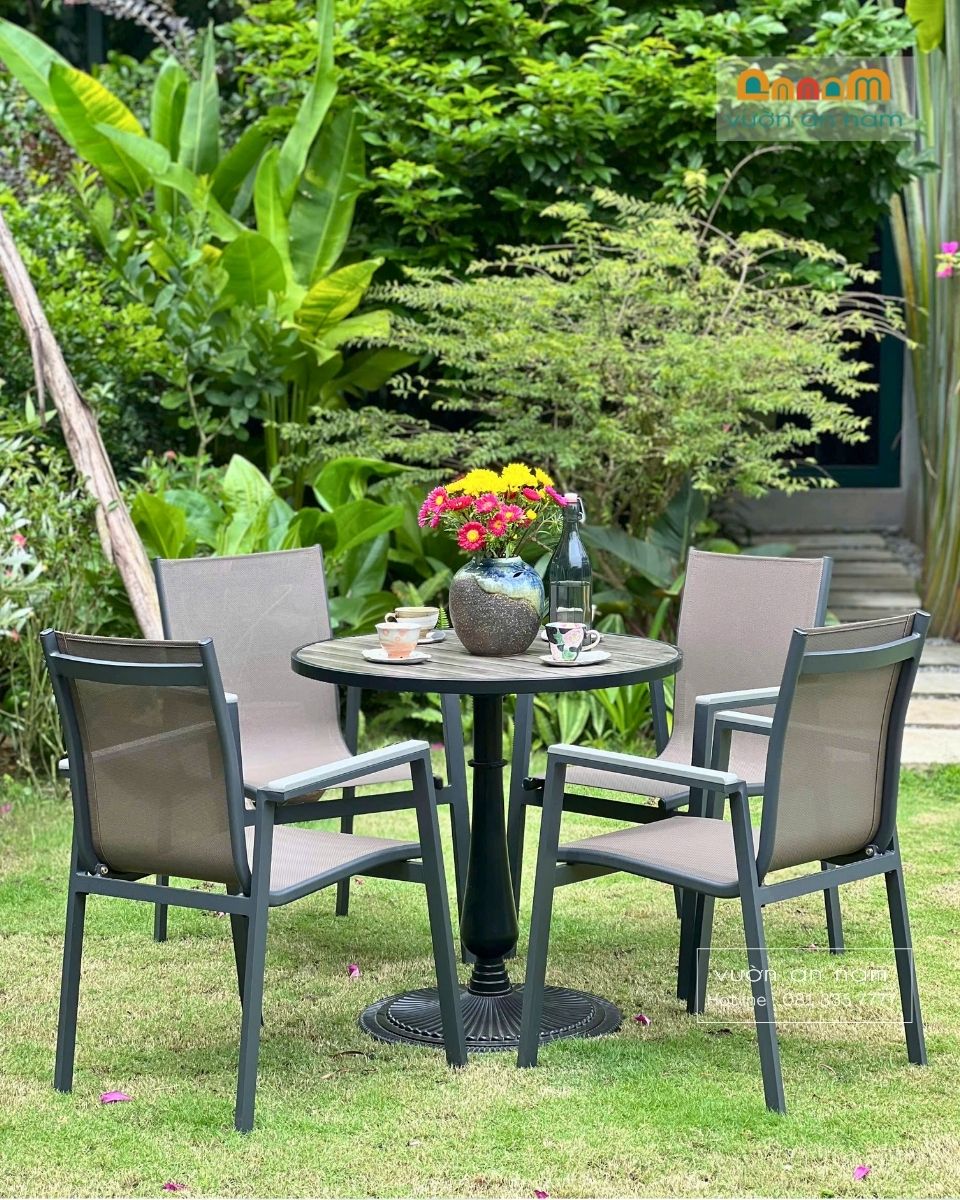 bàn ghế cà phê sân vườn chất liệu cao cấp