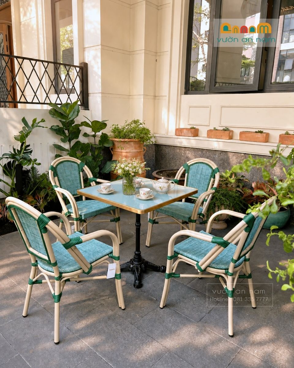 mẫu bàn textilene cho quán cafe